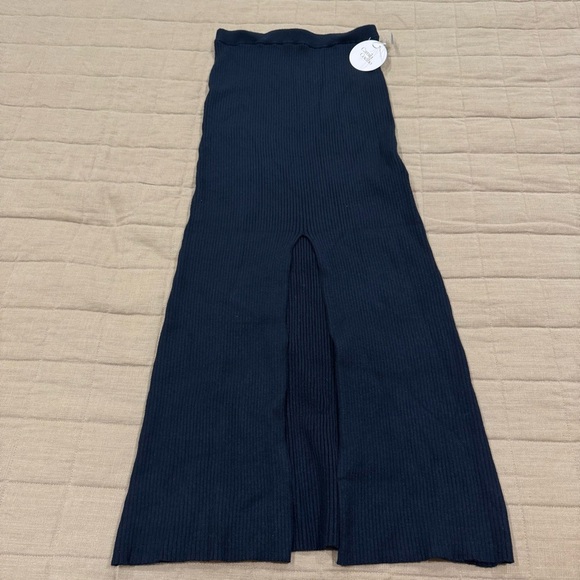 Camila Coelho Revolve NWT Macadamia Knit Skirt Black Slit Size XS Retail $158 - Picture 2 of 7